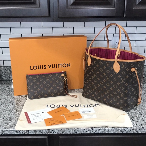 MEET YOUR POSHER, REBECCA - Picture 10 of 13